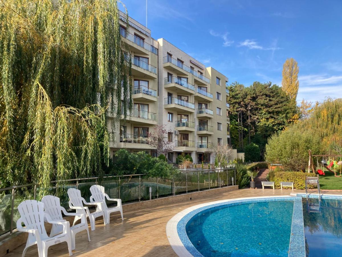 Ferienwohnung Botanica Prime Warna Exterior foto