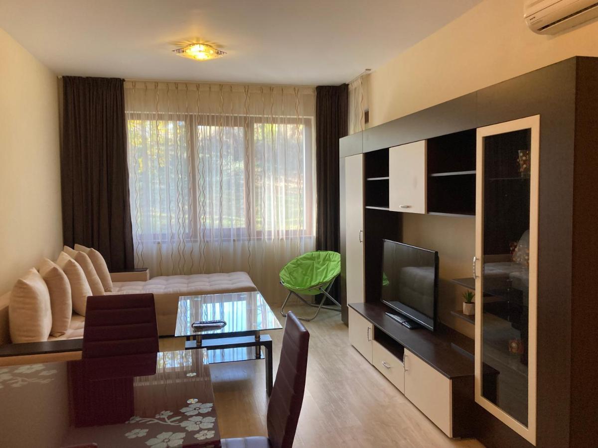 Ferienwohnung Botanica Prime Warna Exterior foto