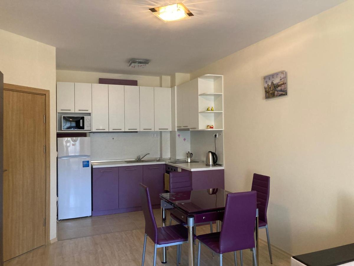 Ferienwohnung Botanica Prime Warna Exterior foto