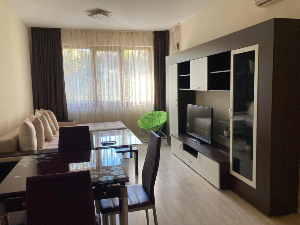 Ferienwohnung Botanica Prime Warna Exterior foto
